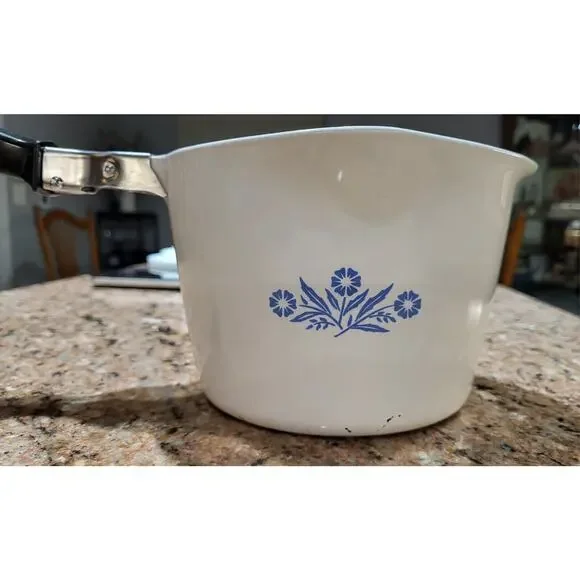 Vintage Corning Ware Blue Cornflower 2 Qt Sauce Maker with Handle Rare Discont. - Picture 5 of 16